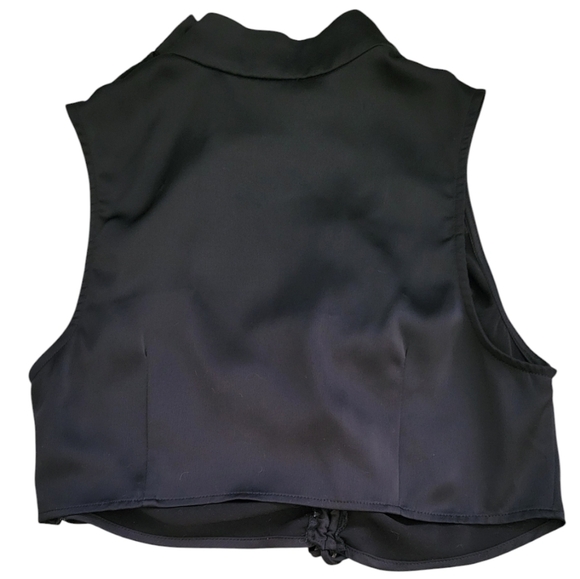 Urban Outfitters Black Crop Tank Top with Ruched Design and Tie Front - Picture 4 of 9